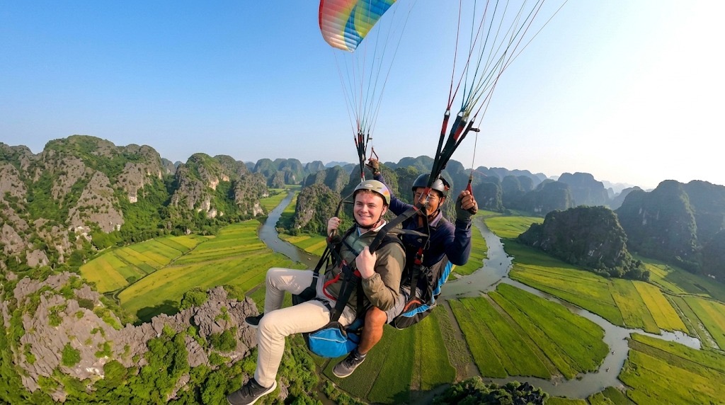 Parapente en tandem à Ninh Binh